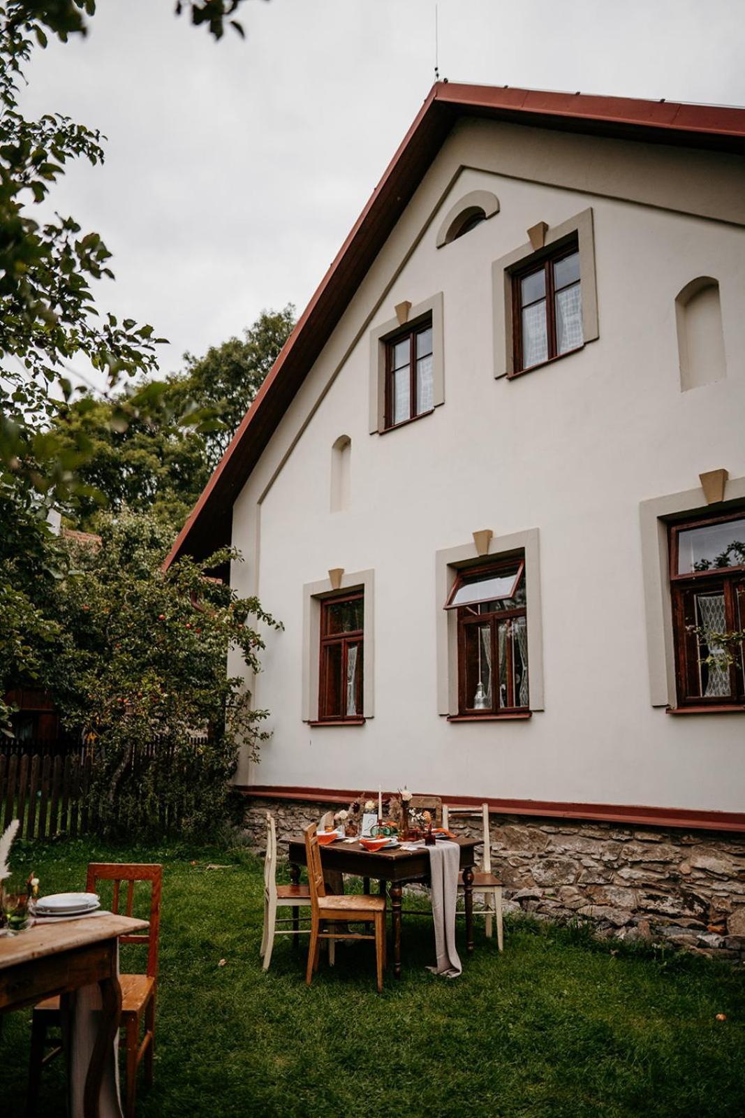 Hotel Restaurant A Penzion Na Cechach Korouhev Zewnętrze zdjęcie